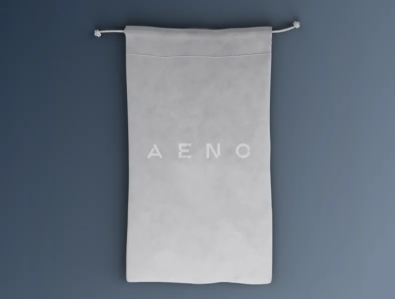 Součástí balení je cestovní vak