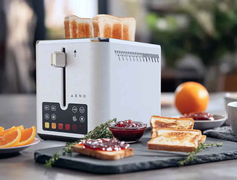 Biztonságos és megbízható: magas emelés, elakadás elleni védelem, csúszásmentes talpak