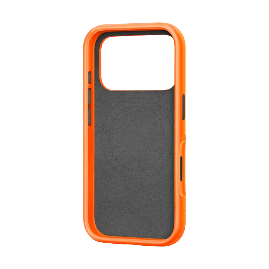 photo 2 - Apple Захисний чохол Rugged Case з MagSafe Sienna Orange для iPhone 17 Pro