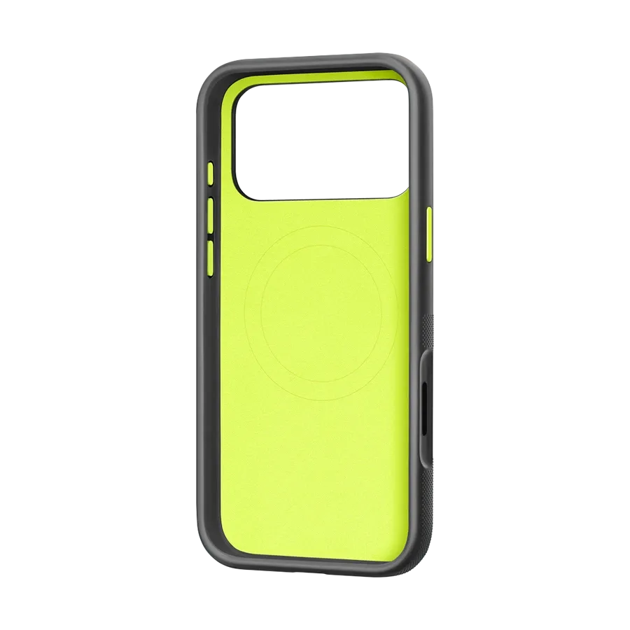 photo 2 - Apple Защитный чехол Rugged Case с MagSafe Everest Black для iPhone 17 Pro Max