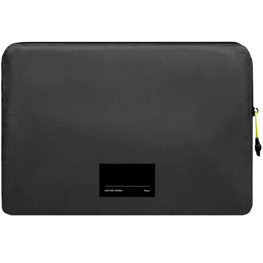 photo 2 - Чехол NATIVE UNION для MacBook Air 13"/Pro 13", Чёрный