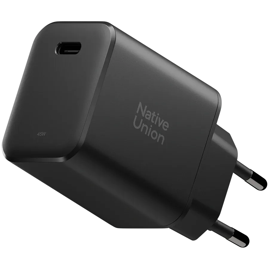 photo - Зарядное устройство Native Union Fast GaN PD 45W USB-C Port Black (FAST-PD45-BLK-EU)