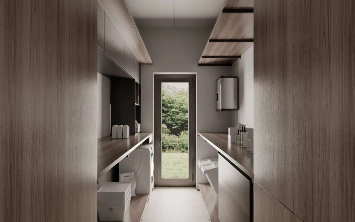 Pantry room with exit to the yard
