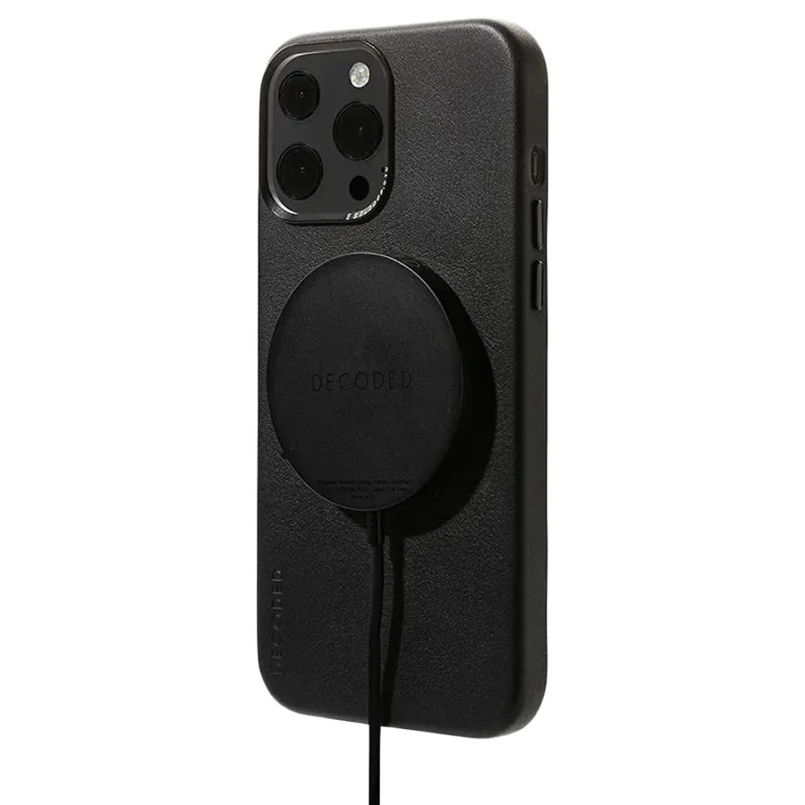 DECODED Case Leather Case with MagSafe, Black for iPhone 13 Pro Max — Image №3