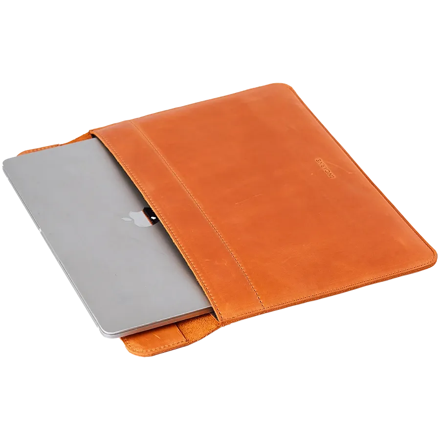 Чехол INCARNE Klouz Cognac для MacBook Air 13/MacBook Pro 13 — Изображение №4